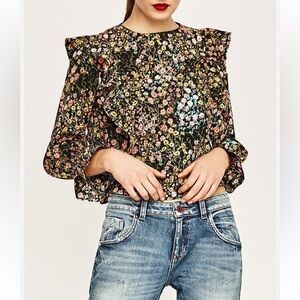 Zara Basic Floral Ruffle Blouse Size Small Women’s